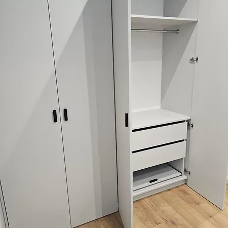 Vienna Nawrot * Łódź