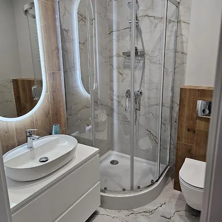 Vienna Nawrot * Łódź