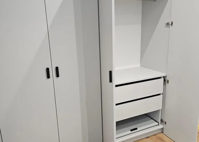 Vienna Nawrot * Łódź