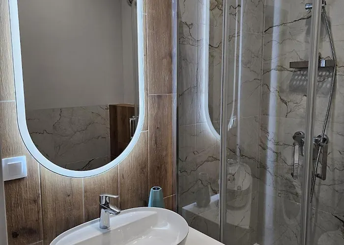 Vienna Nawrot * Łódź