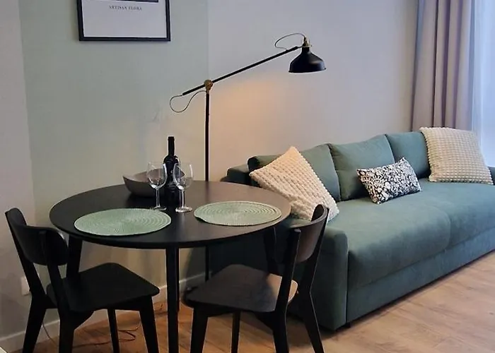 Vienna Nawrot * Łódź